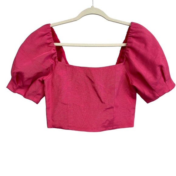 Alice + Olivia Joslyn Puff Sleeve Cropped Top in Wild Pink Size 2 - Picture 3 of 14